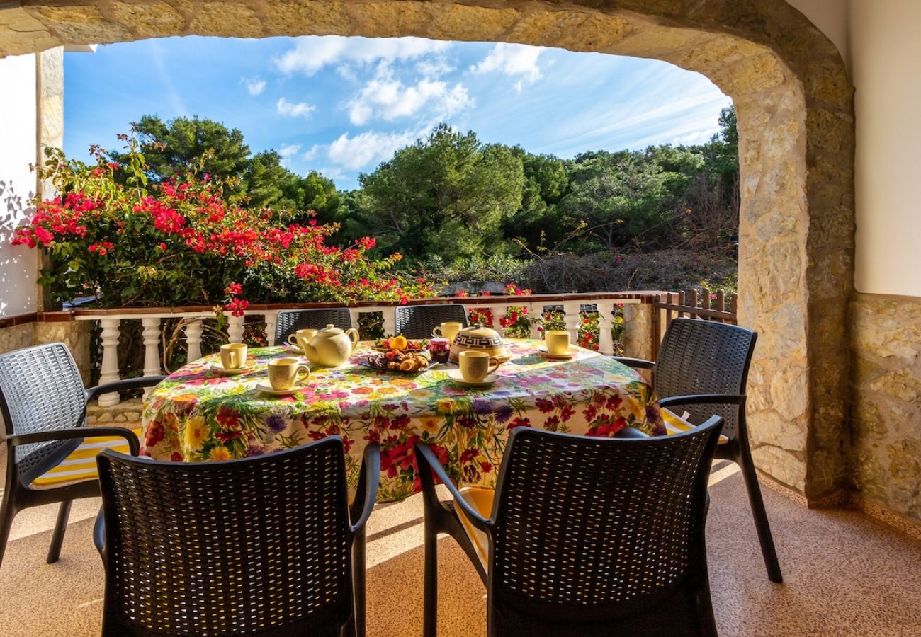 Villa en Fornells -  Chalet Joan i Nuria in Menorca By home villas 360