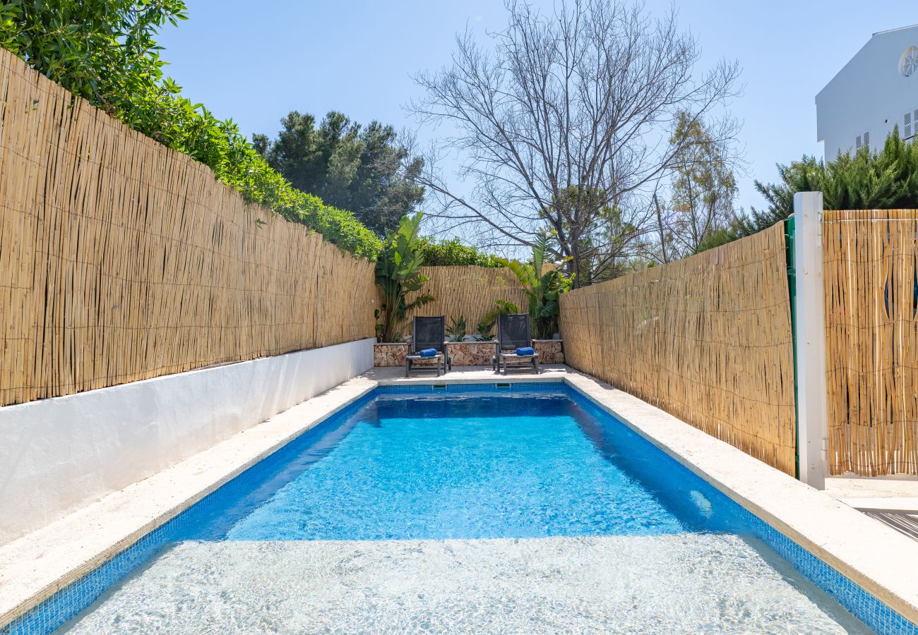 Apartamento en Puerto de Alcudia - Orquidia by Rentallorca