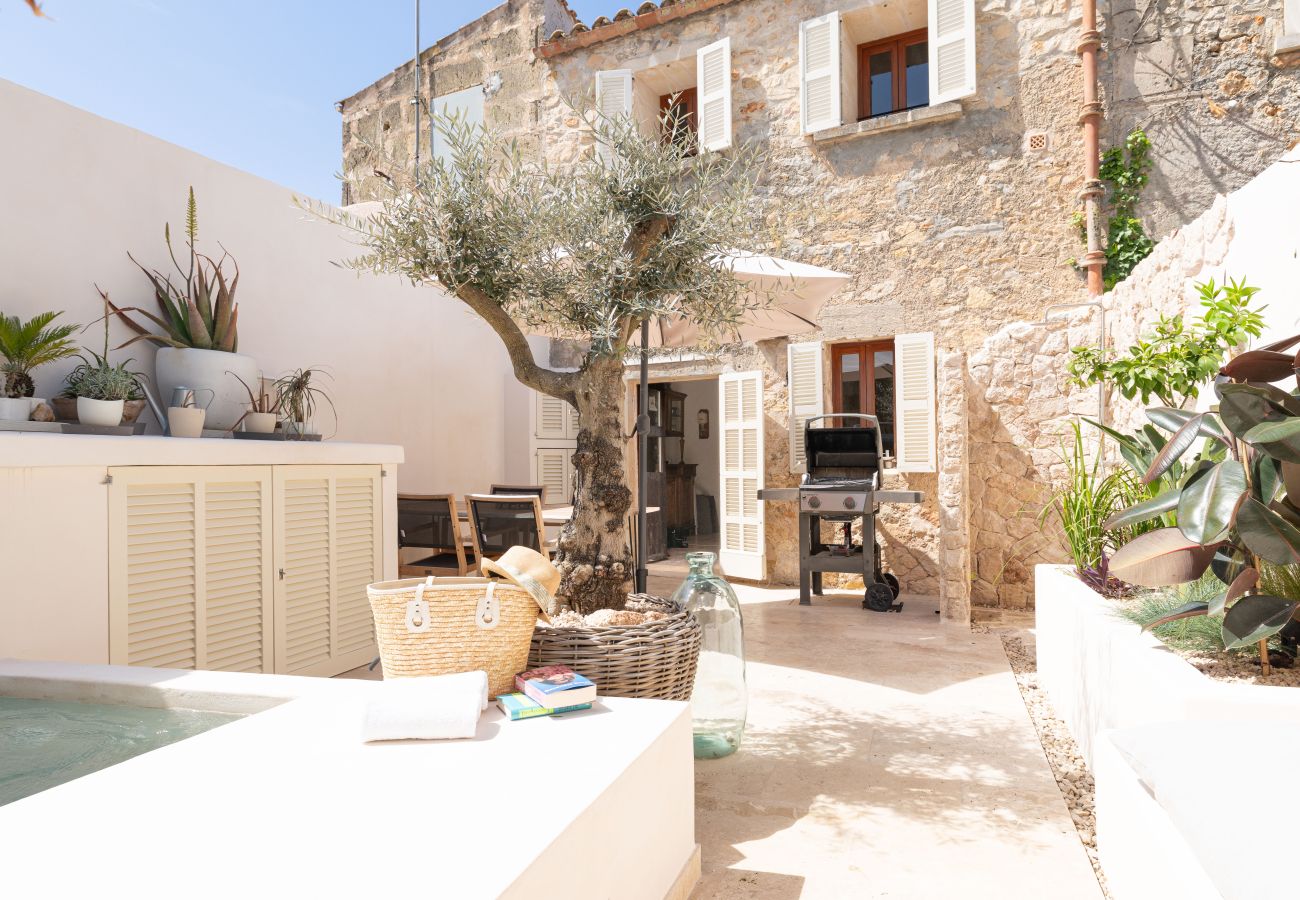 Casa en Petra - Petra holiday home by Rentallorca