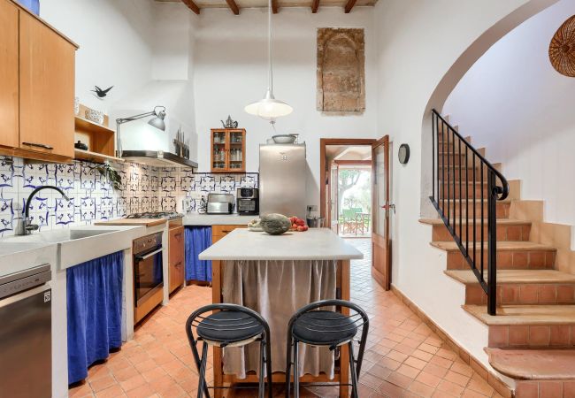 Finca en Petra - Can Monget by Rentallorca Finca en Petra - Can Monget by Rentallorca