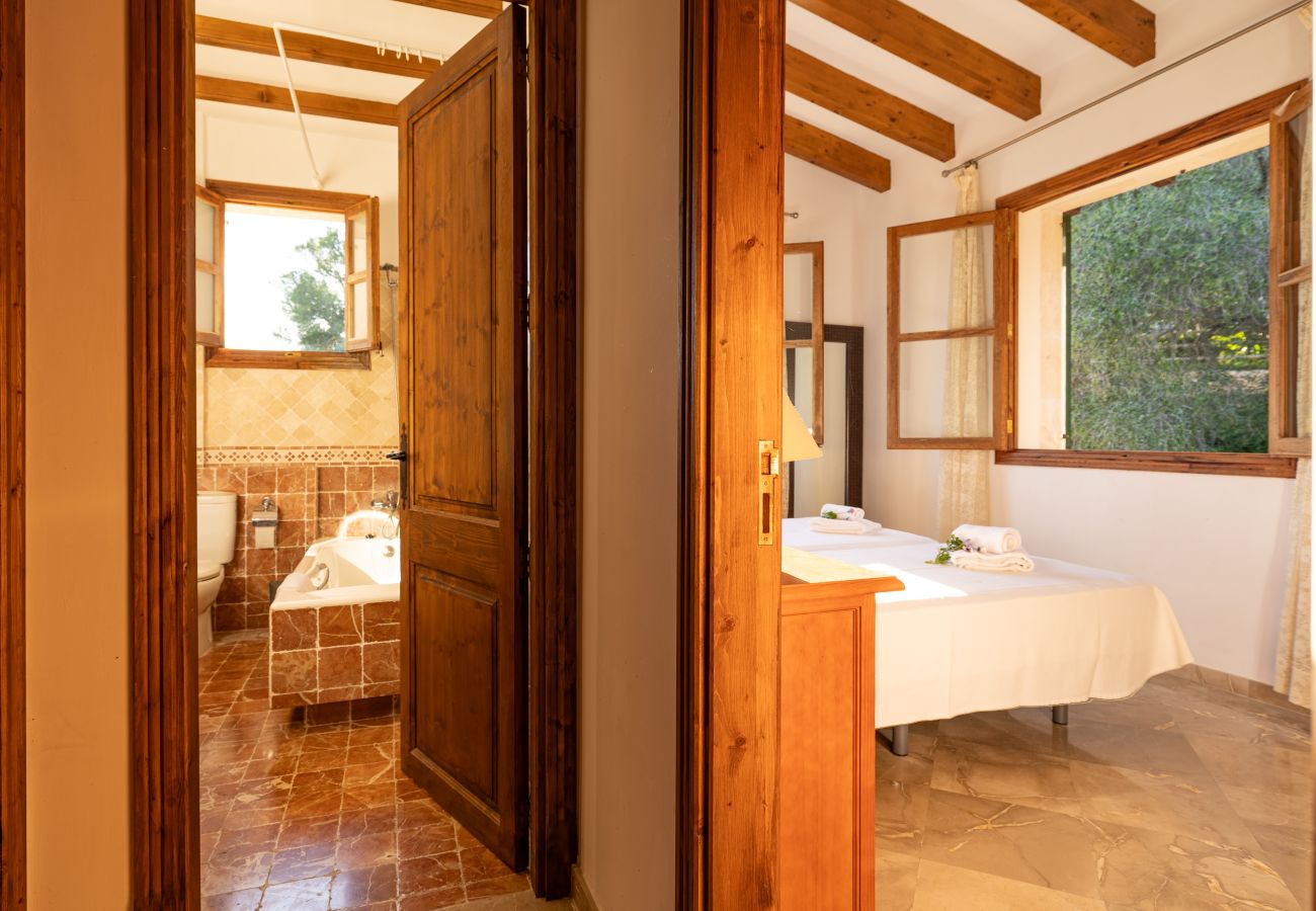 Finca en Petra - Son Capellet by Rentallorca