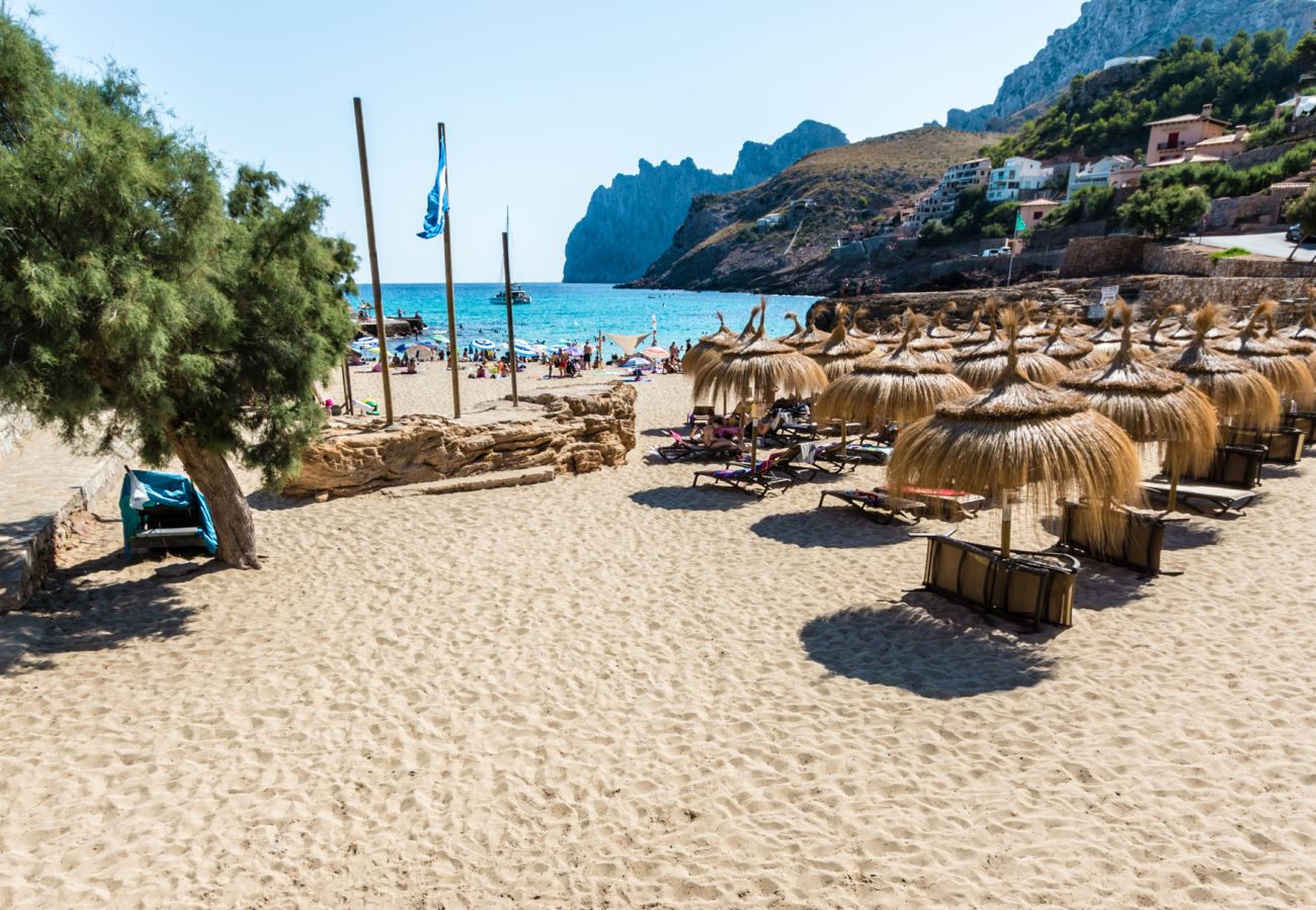 Ferienhaus in Cala Sant Vicenç - Apartment Molins 1 in Pollensa by Home Villas 360