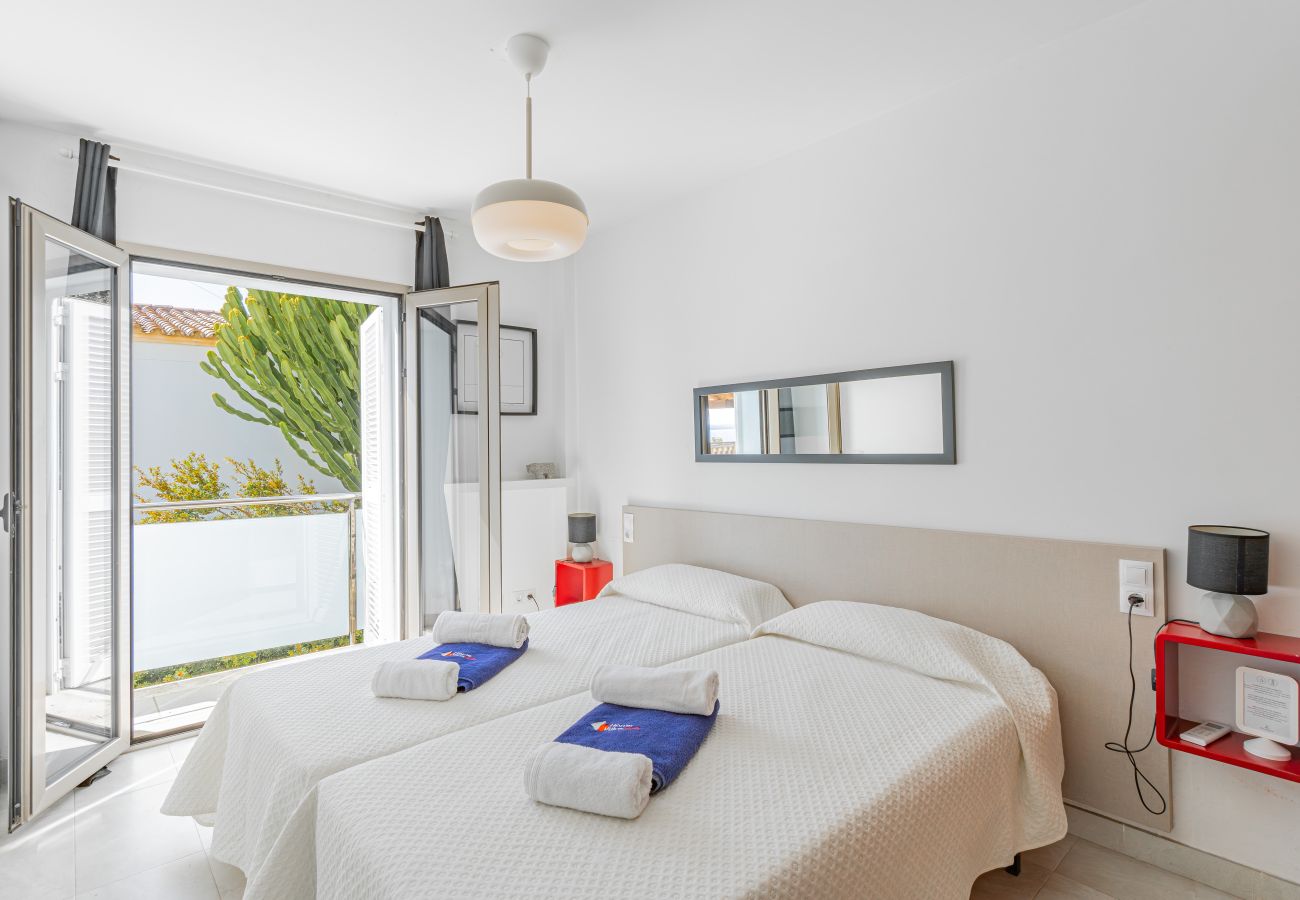 Doppelhaushälfte in Alcanada - Stadthäuser Alcanada A in Aucanada by Home Villas 360