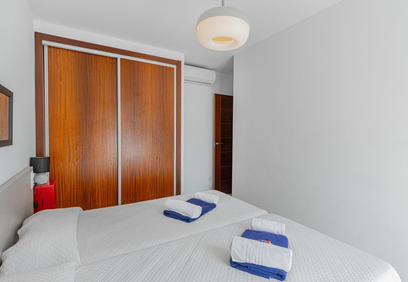 Doppelhaushälfte in Alcanada - Stadthäuser Alcanada A in Aucanada by Home Villas 360