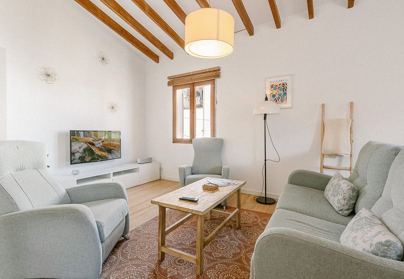 Ferienhaus in Pollensa - Townhouse with puig de Maria view by home villas 360