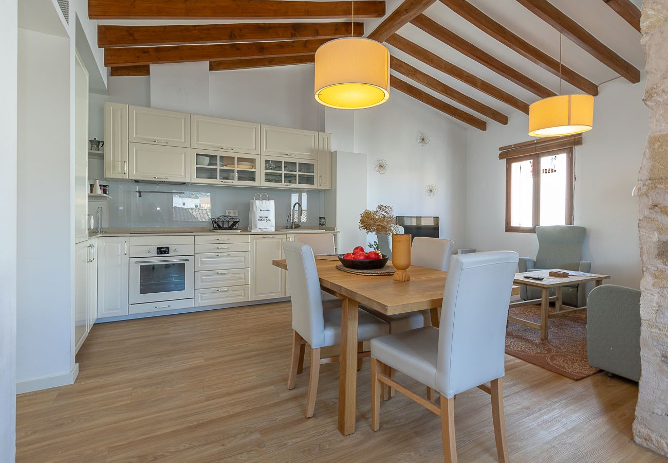 Ferienhaus in Pollensa - Stadthäuser with puig de Maria view by home villas 360