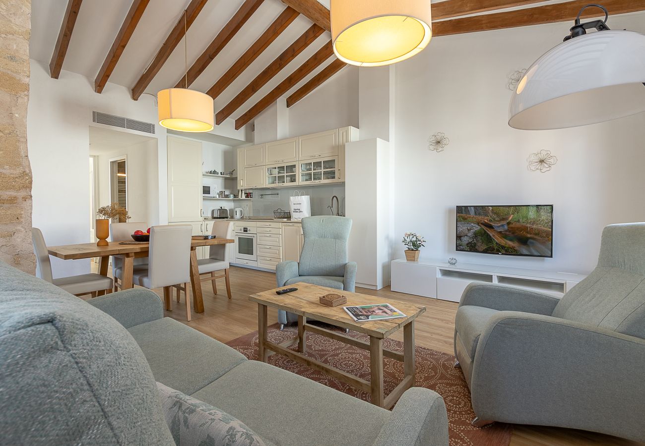 Ferienhaus in Pollensa - Stadthäuser with puig de Maria view by home villas 360