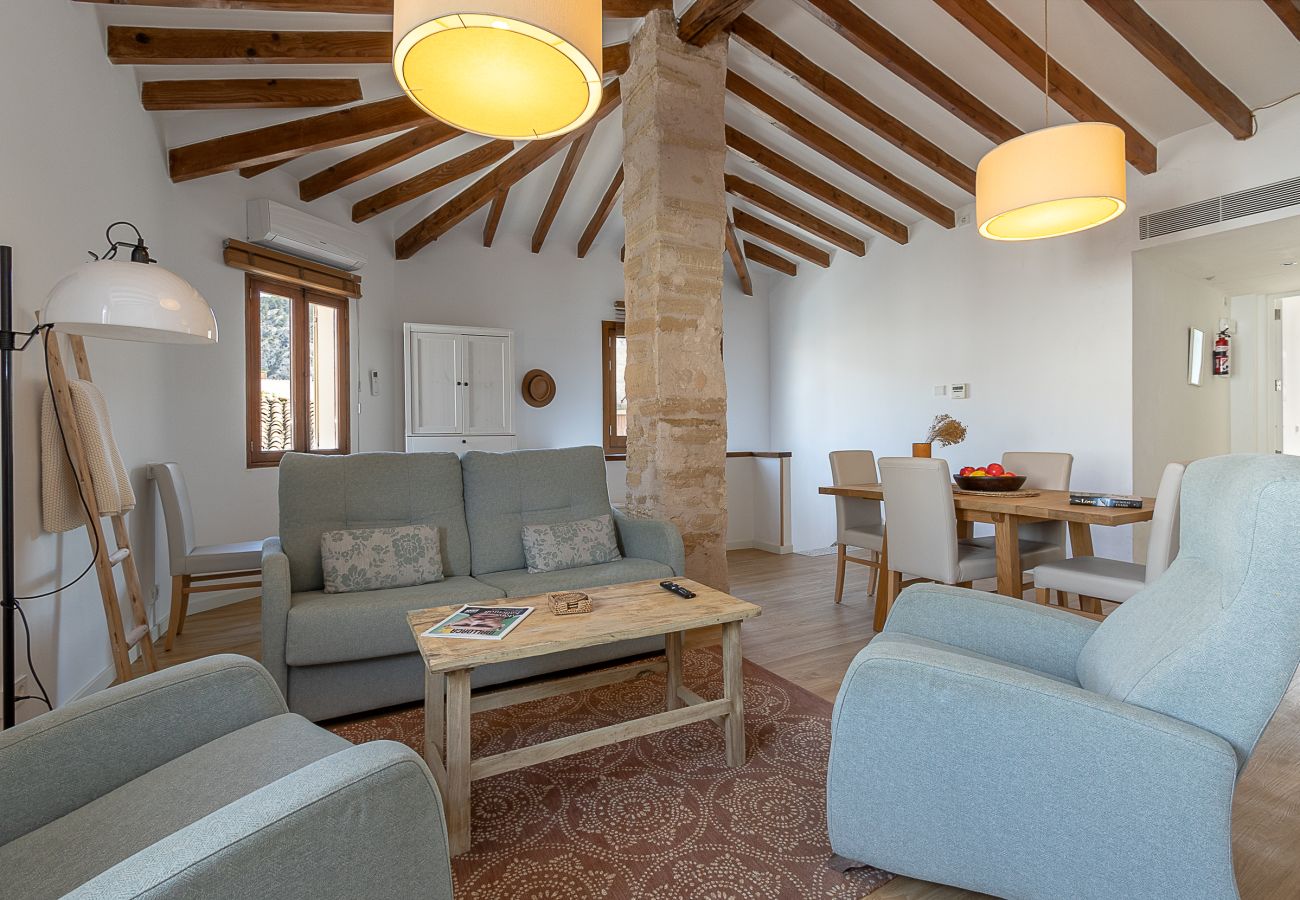 Ferienhaus in Pollensa - Stadthäuser with puig de Maria view by home villas 360