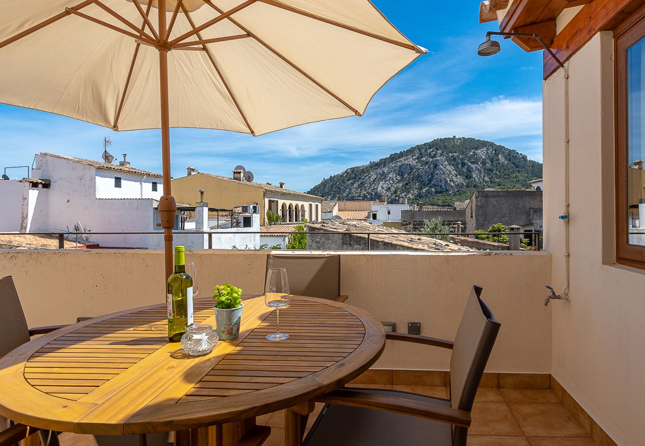 Ferienhaus in Pollensa - Stadthäuser with puig de Maria view by home villas 360