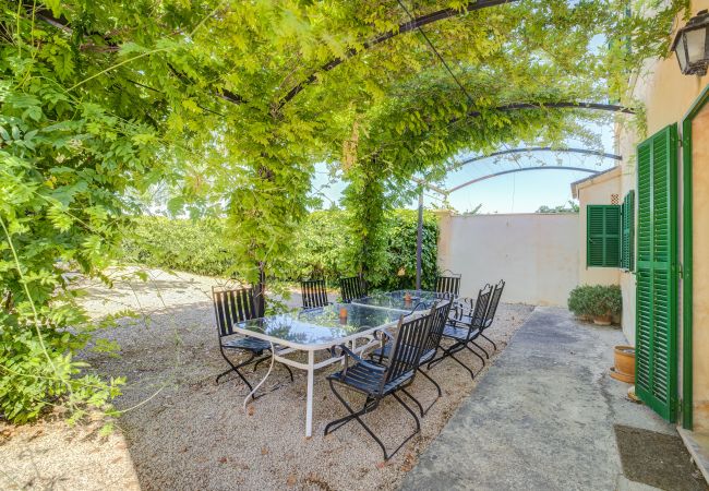 Finca in Vilafranca de Bonany - La Finquita by Rentallorca Finca in Vilafranca de Bonany - La Finquita by Rentallorca