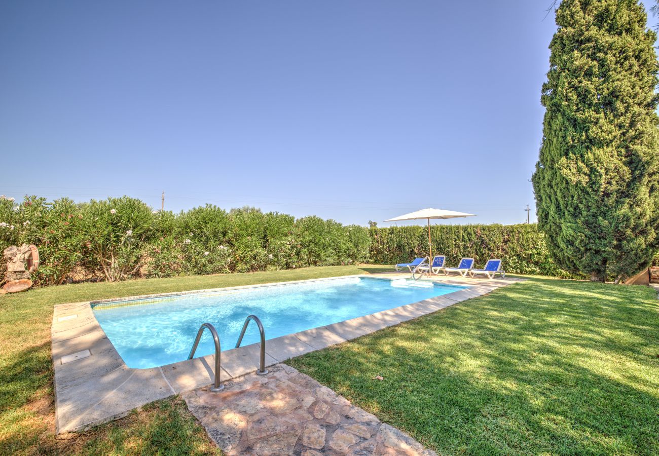 Finca in Vilafranca de Bonany - La Finquita by Rentallorca