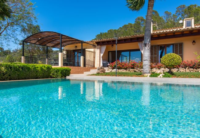 Finca in Manacor - Es Bessons by Rentallorca Finca in Manacor - Es Bessons by Rentallorca