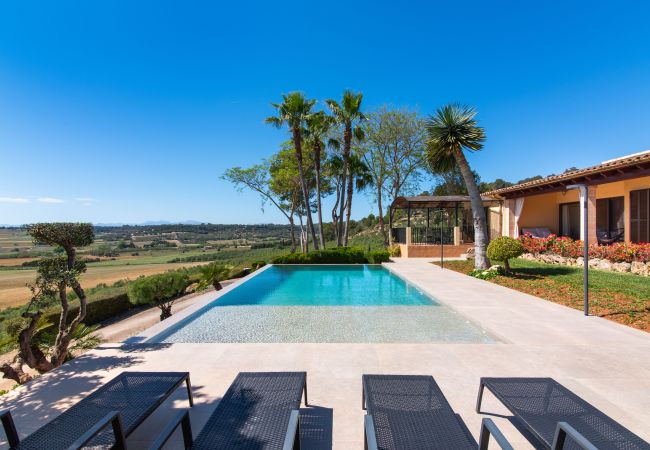 Finca in Manacor - Es Bessons by Rentallorca Finca in Manacor - Es Bessons by Rentallorca