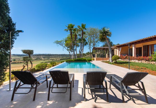 Finca in Manacor - Es Bessons by Rentallorca Finca in Manacor - Es Bessons by Rentallorca