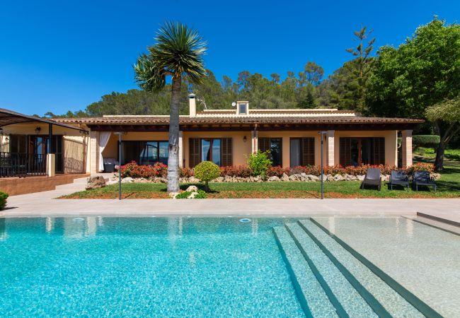 Finca in Manacor - Es Bessons by Rentallorca Finca in Manacor - Es Bessons by Rentallorca