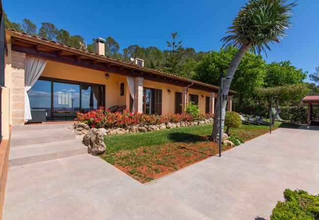 Finca in Manacor - Es Bessons by Rentallorca Finca in Manacor - Es Bessons by Rentallorca