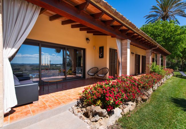 Finca in Manacor - Es Bessons by Rentallorca Finca in Manacor - Es Bessons by Rentallorca