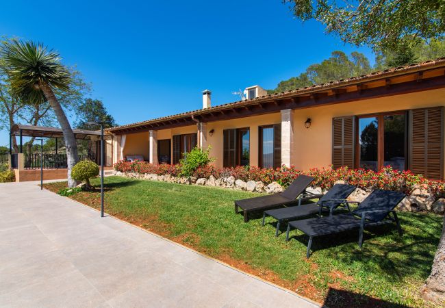 Finca in Manacor - Es Bessons by Rentallorca Finca in Manacor - Es Bessons by Rentallorca