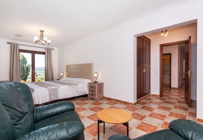 Finca in Manacor - Es Bessons by Rentallorca Finca in Manacor - Es Bessons by Rentallorca