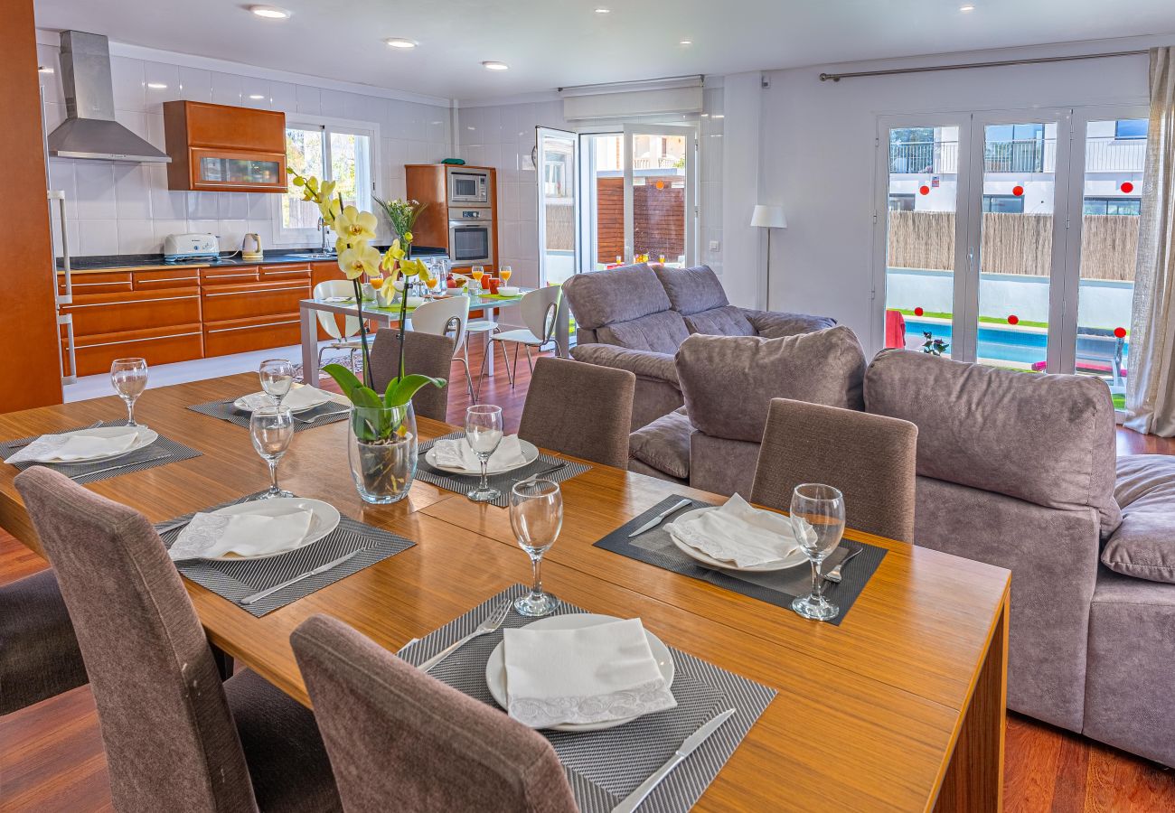 Ferienhaus in Playa de Muro - Villa Playa Esperanza by Rentallorca