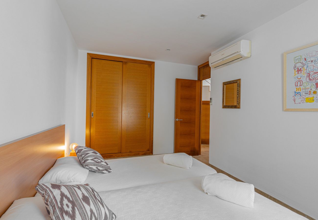 House in Cala Sant Vicenç -  Chalet Molins 1 By home villas 360