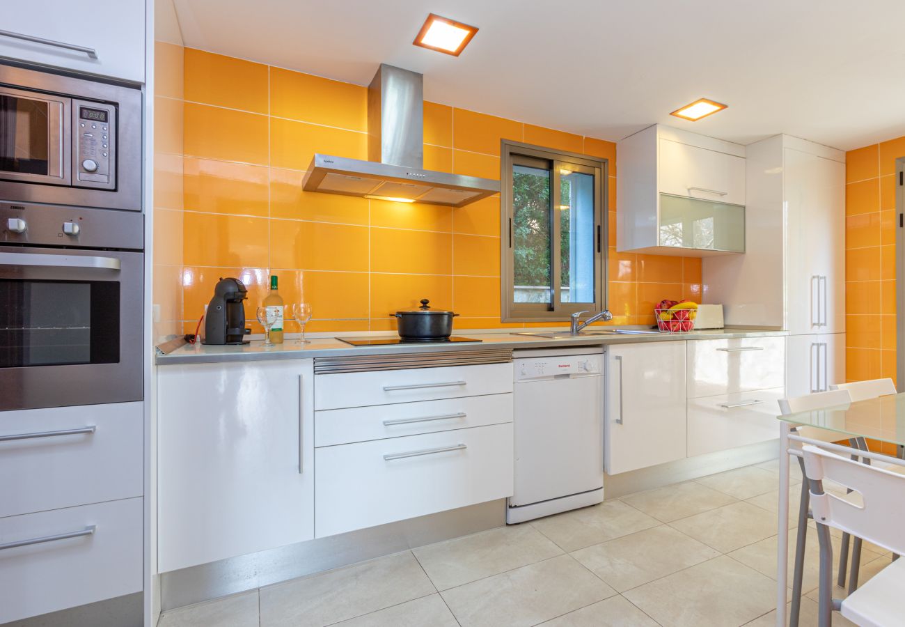 Terraced House in Alcanada - Alcanada B By home villas 360