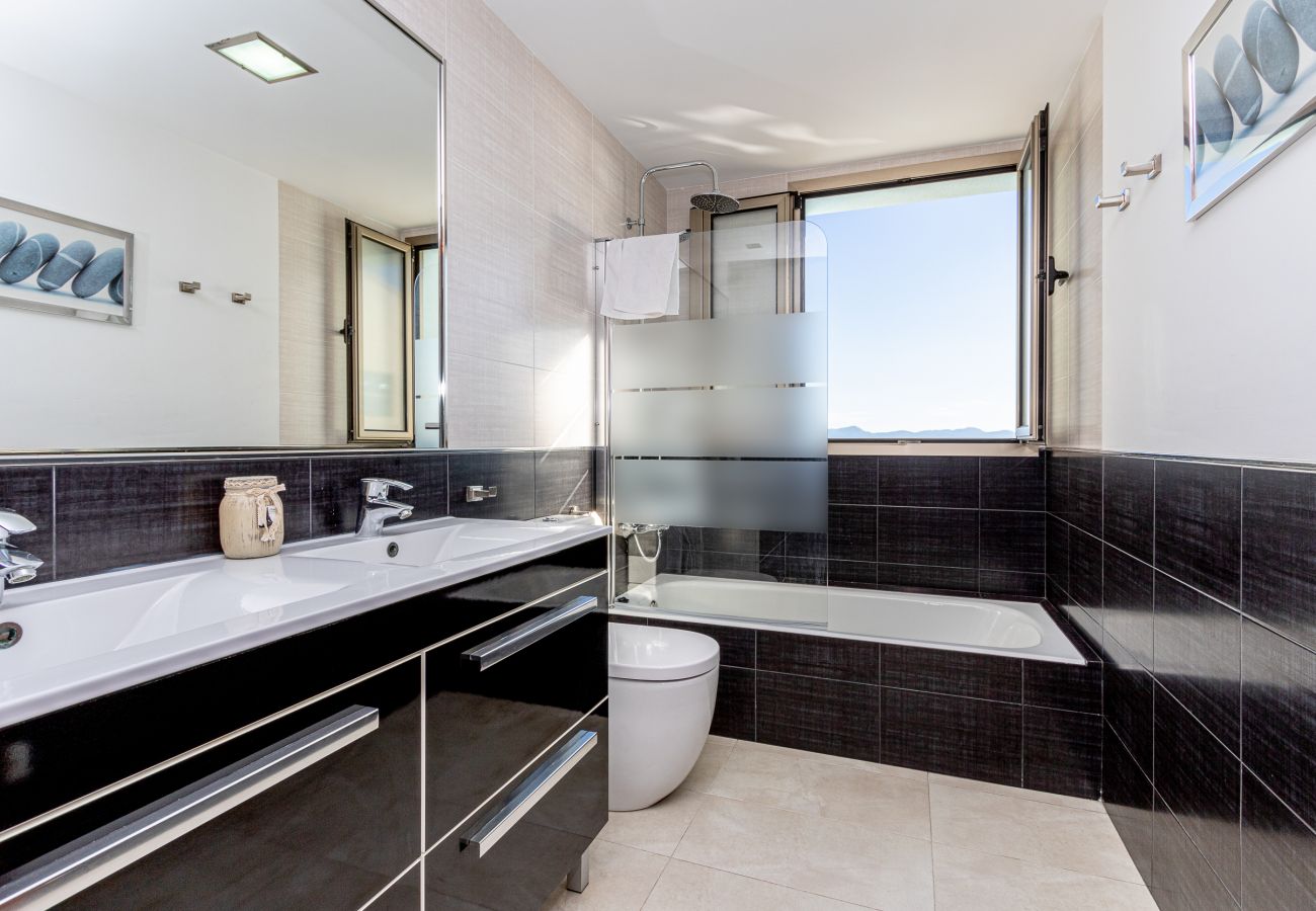 Terraced House in Alcanada - Alcanada A By home villas 360