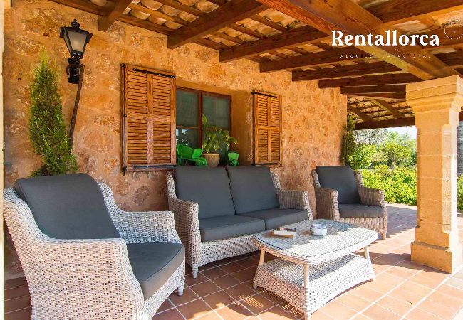 Country house in Alcudia - Finca Ses Contesas by Rentallorca