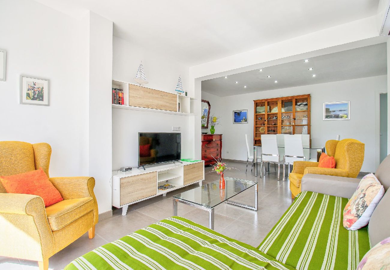 Apartment in Puerto de Alcudia - Assimetric by Rentallorca