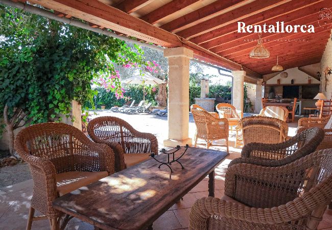 Country house in Buger - Ca'n Nyany by Rentallorca Country house in Buger - Ca'n Nyany by Rentallorca