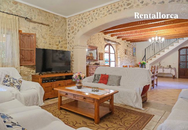 Country house in Buger - Ca'n Nyany by Rentallorca Country house in Buger - Ca'n Nyany by Rentallorca