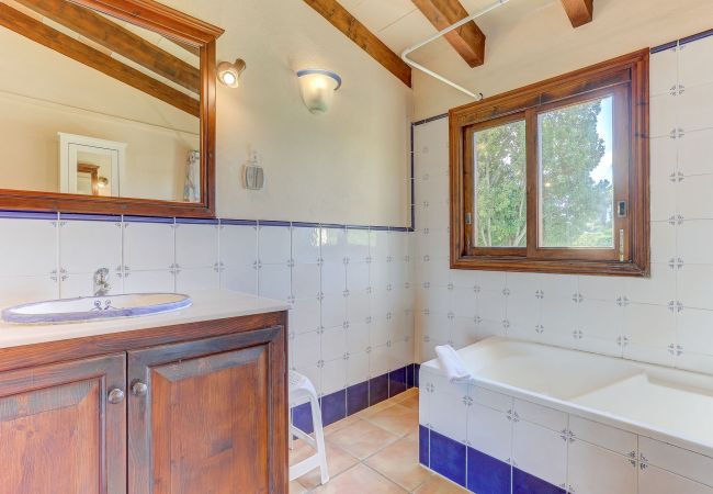 Country house in Alcúdia - S'Albufereta by Rentallorca Country house in Alcúdia - S'Albufereta by Rentallorca