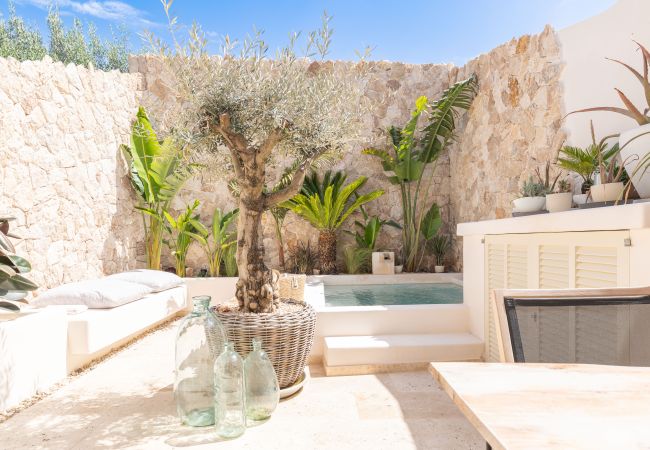 House in Petra - Petra holiday home by Rentallorca
