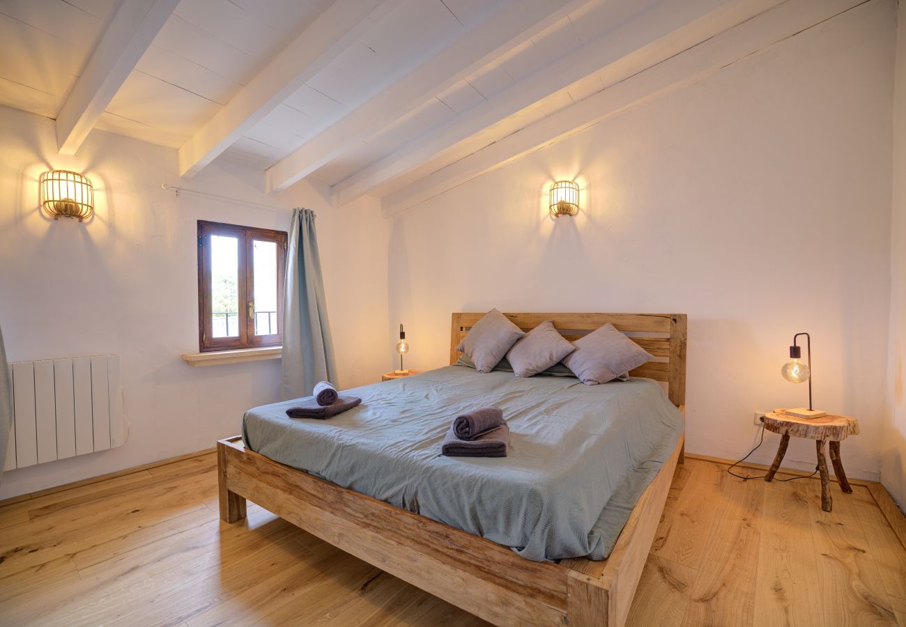 House in Petra - Petra holiday home by Rentallorca