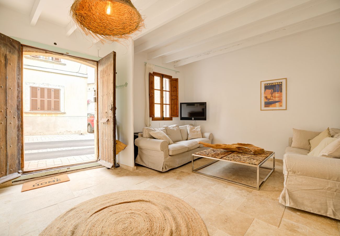 House in Petra - Petra holiday home by Rentallorca