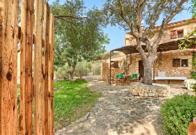 Country house in Petra - Can Monget by Rentallorca Country house in Petra - Can Monget by Rentallorca