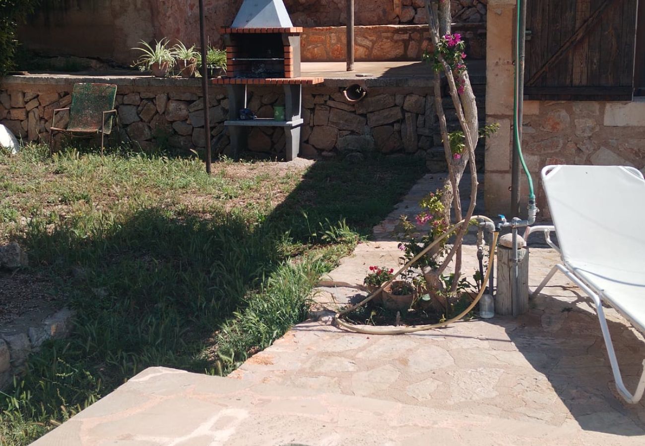 Country house in Petra - Can Monget by Rentallorca