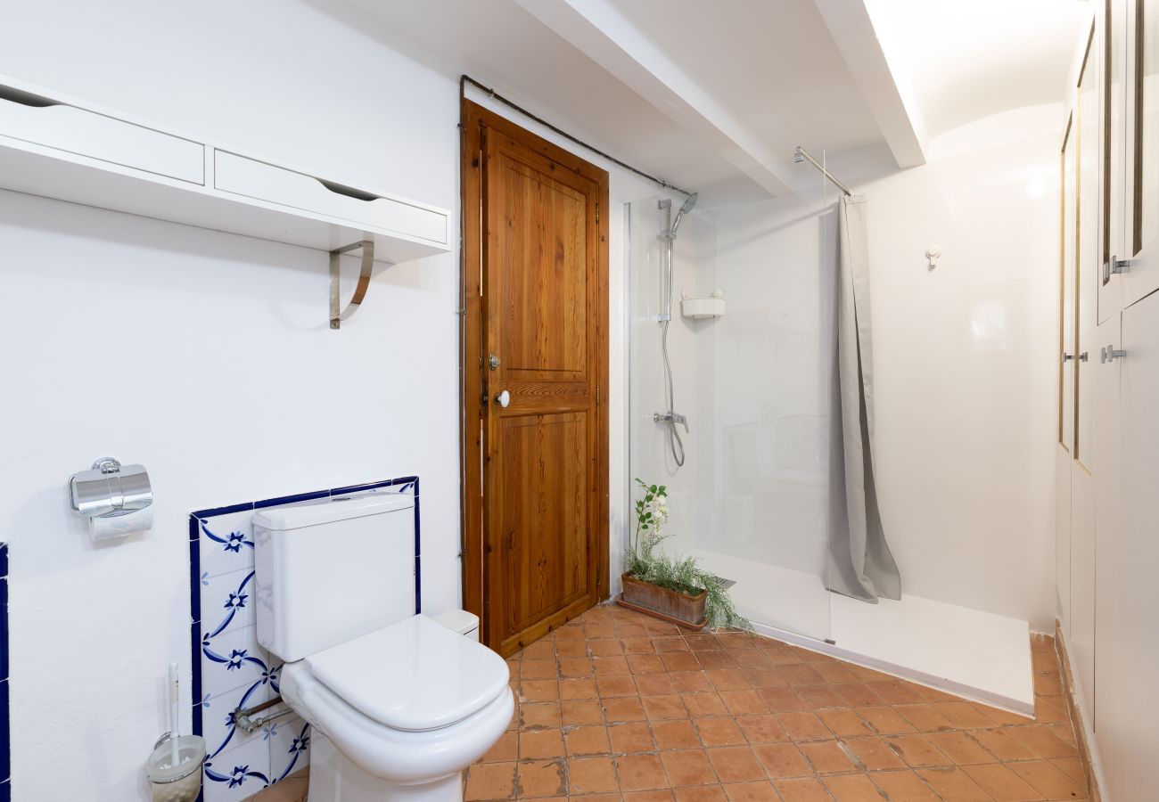 Country house in Petra - Can Monget by Rentallorca