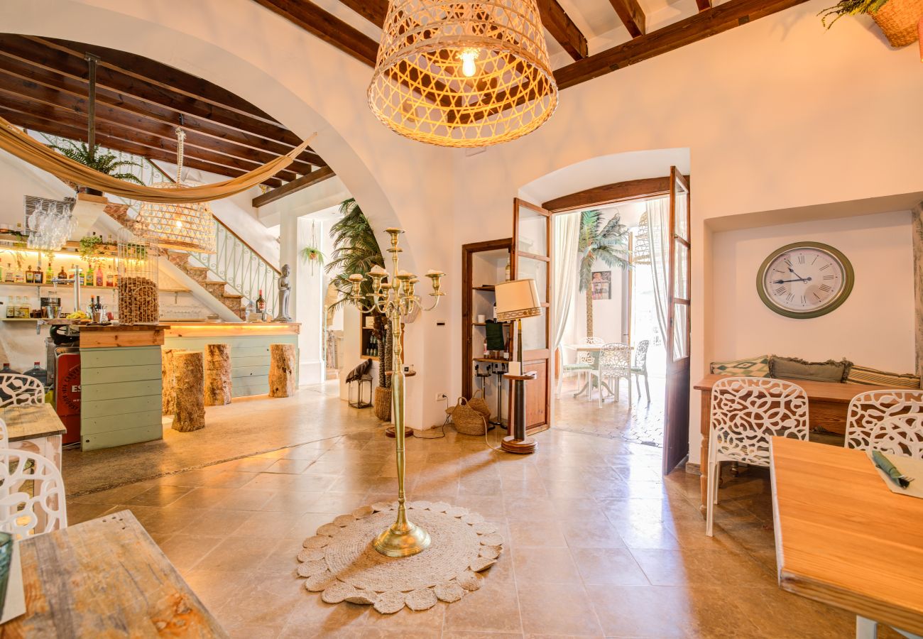 Rent by room in Petra - Hotelet Ca'n Oms Chopin by Rentallorca