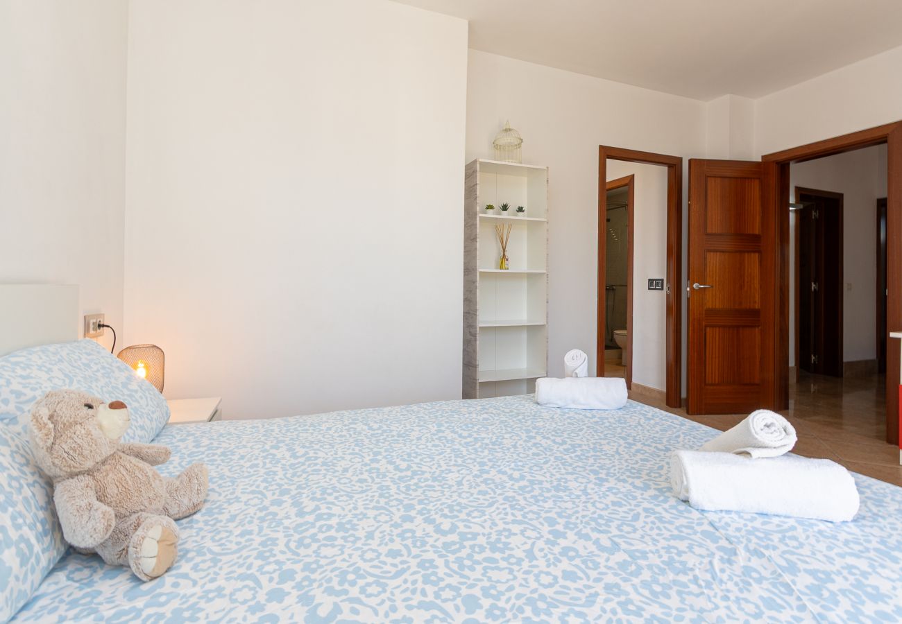 Terraced House in Porreres -  Modern holiday home with pool in the heart of Porreres.