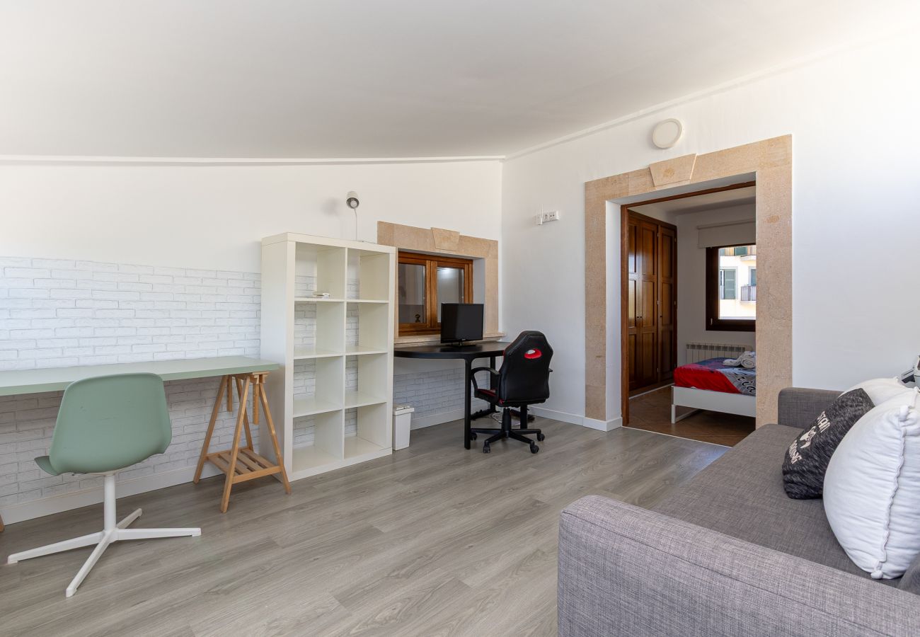 Terraced House in Porreres -  Modern holiday home with pool in the heart of Porreres.