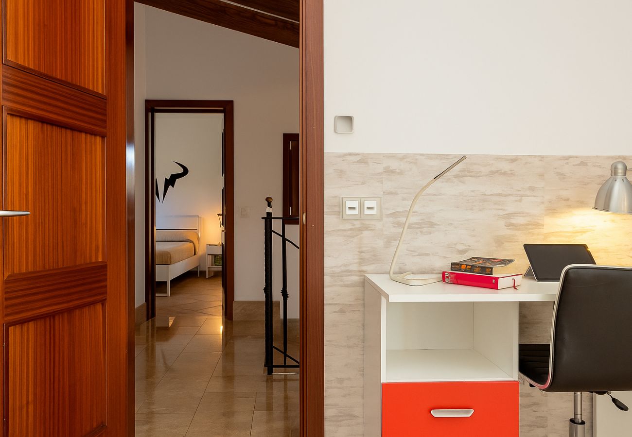 Terraced House in Porreres -  Modern holiday home with pool in the heart of Porreres.
