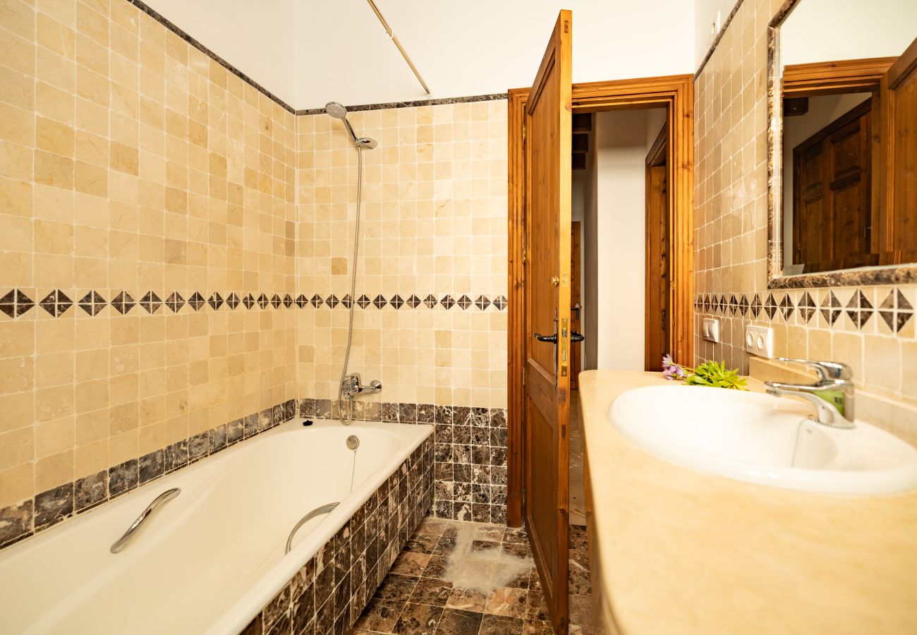 Country house in Petra - Son Capellet by Rentallorca