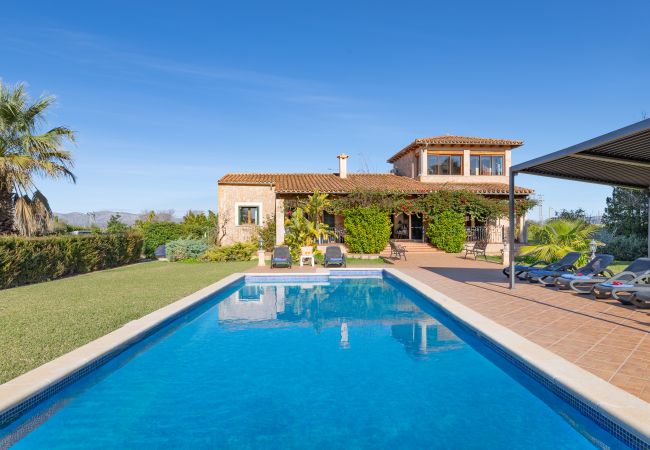 House in Alcúdia - Can Torretes by Rentallorca